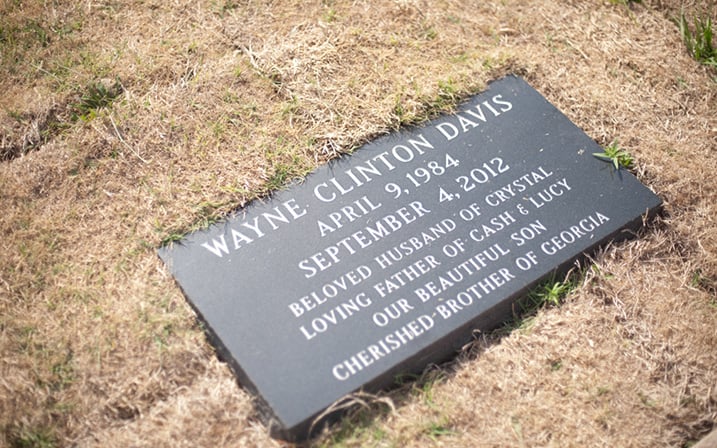 Wayne Davis' gravesite at the Bascom Cemetery in Tyler on Wednesday, May 7, 2014. Photo by Brandon Thibodeaux.