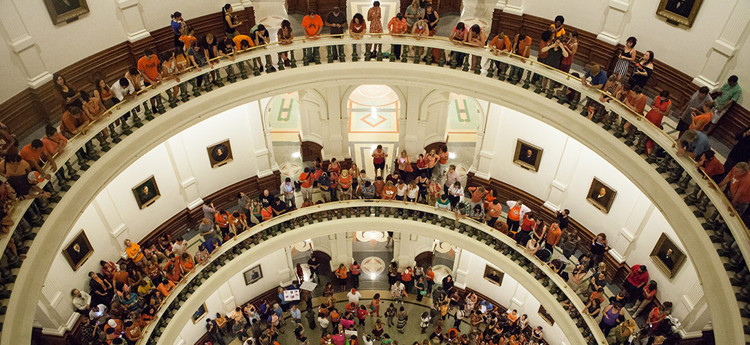 Crowds gather in the state Capitol rotunda while Sen. Wendy Davis, D-Fort Worth, filibusters anti-abortion regulations on June 25, 2013. Photo by Todd Wiseman.